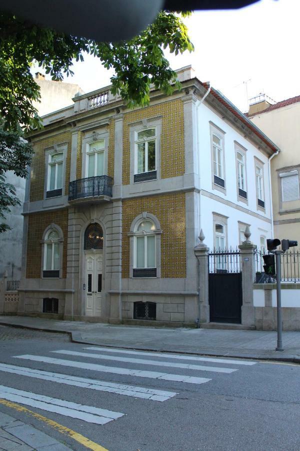 Istudios Belas Arts Porto Exterior photo